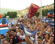 Tifosi del Genoa fanno il funerale alla Samp